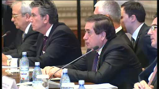 Fosti si actuali sefi ai Romgaz, cercetati pentru subminarea economiei. Replica lui Ioan Niculae