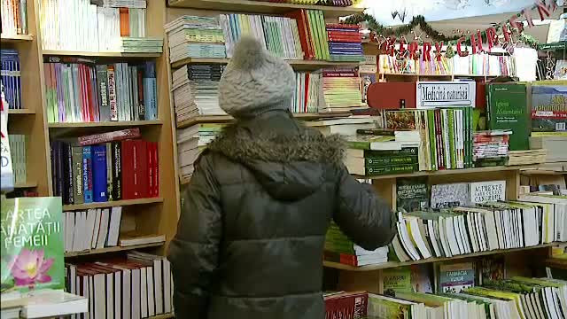 Carti in loc de mancare. Ce ar putea cumpara romanii cu bonurile primite de la serviciu