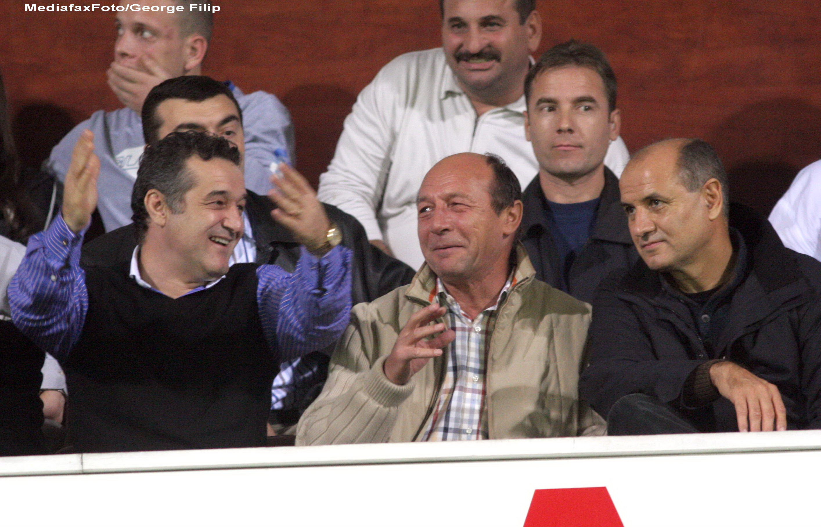 Traian Basescu i-a dat raspunsul lui Gigi Becali. Decizia luata despre gratierea patronului Stelei