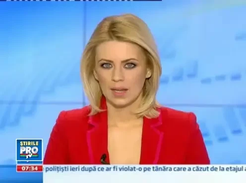 Romanii sarbatoresc Boboteaza.Bisericile au pregatit mii de litri de apa sfintita pentru credinciosi