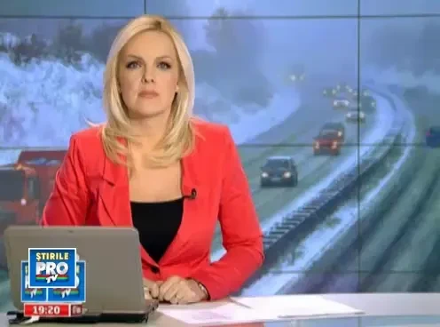 Cel putin 10 soferi romani si familiile lor, prinsi intr-o furtuna de zapada in Bulgaria