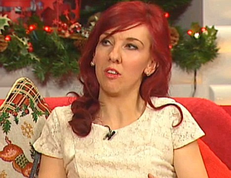 Prizoniera in corpul unei copile de 12 ani. Boala pe care medicii nu o pot trata