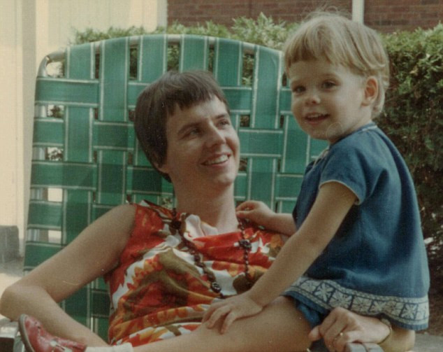 Stia de 20 de ani ca mama ei se va sinucide, dar nu a facut nimic s-o opreasca. Un caz cutremurator