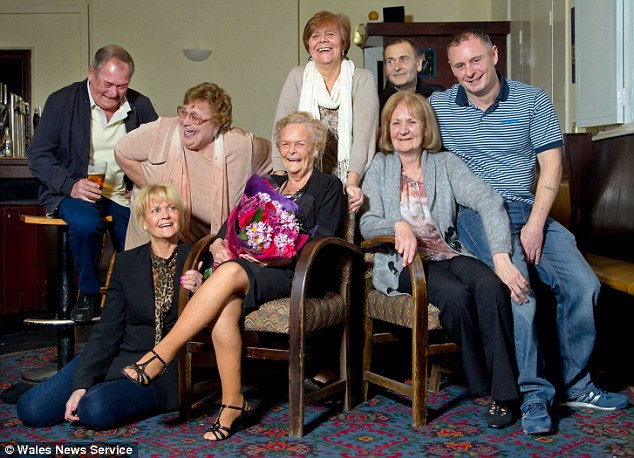 bunica cu familia mare