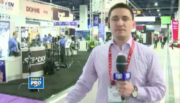 CES 2012, day one: tablete mai tari ca iPad, telefoane, televizoare foita si camere foto wow VIDEO