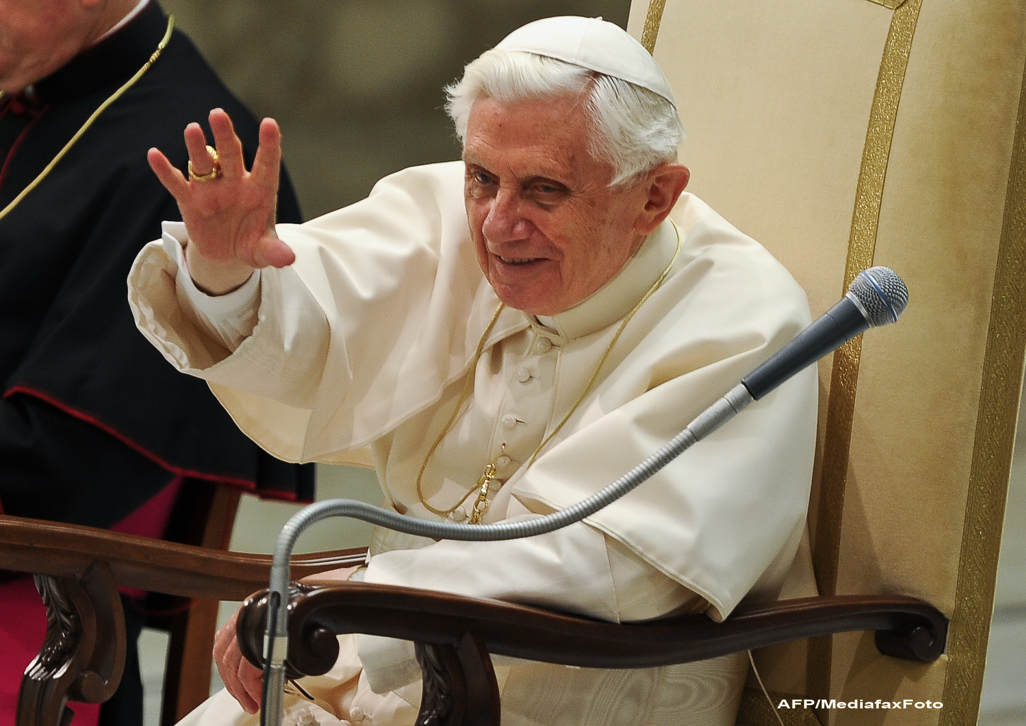Dupa retragerea de la Vatican, Papa Benedict al XVI-lea va primi o pensie de 2.500 euro pe luna