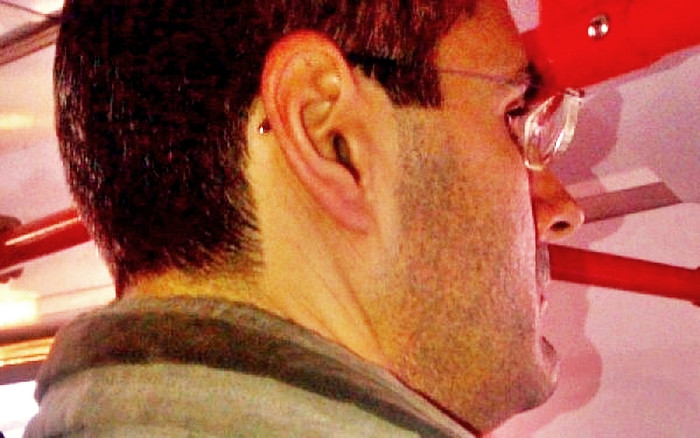 Functionarul bancar din tramvaiul 41, care a intepat cu acul mai multe tinere, arestat 29 de zile