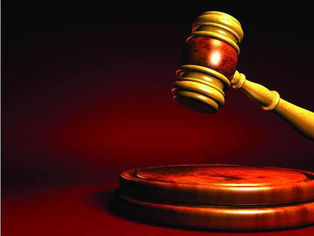 Obiectele de lux, primite in dar de familia Ceausescu, vor fi scoase la licitatie luna aceasta