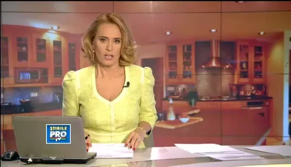 Studiu: Consumul de sunca sau carnati poate duce la aparitia cancerului