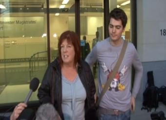 Pedeapsa exemplara pentru un student acuzat de piraterie online. Risca acum 10 ani de inchisoare