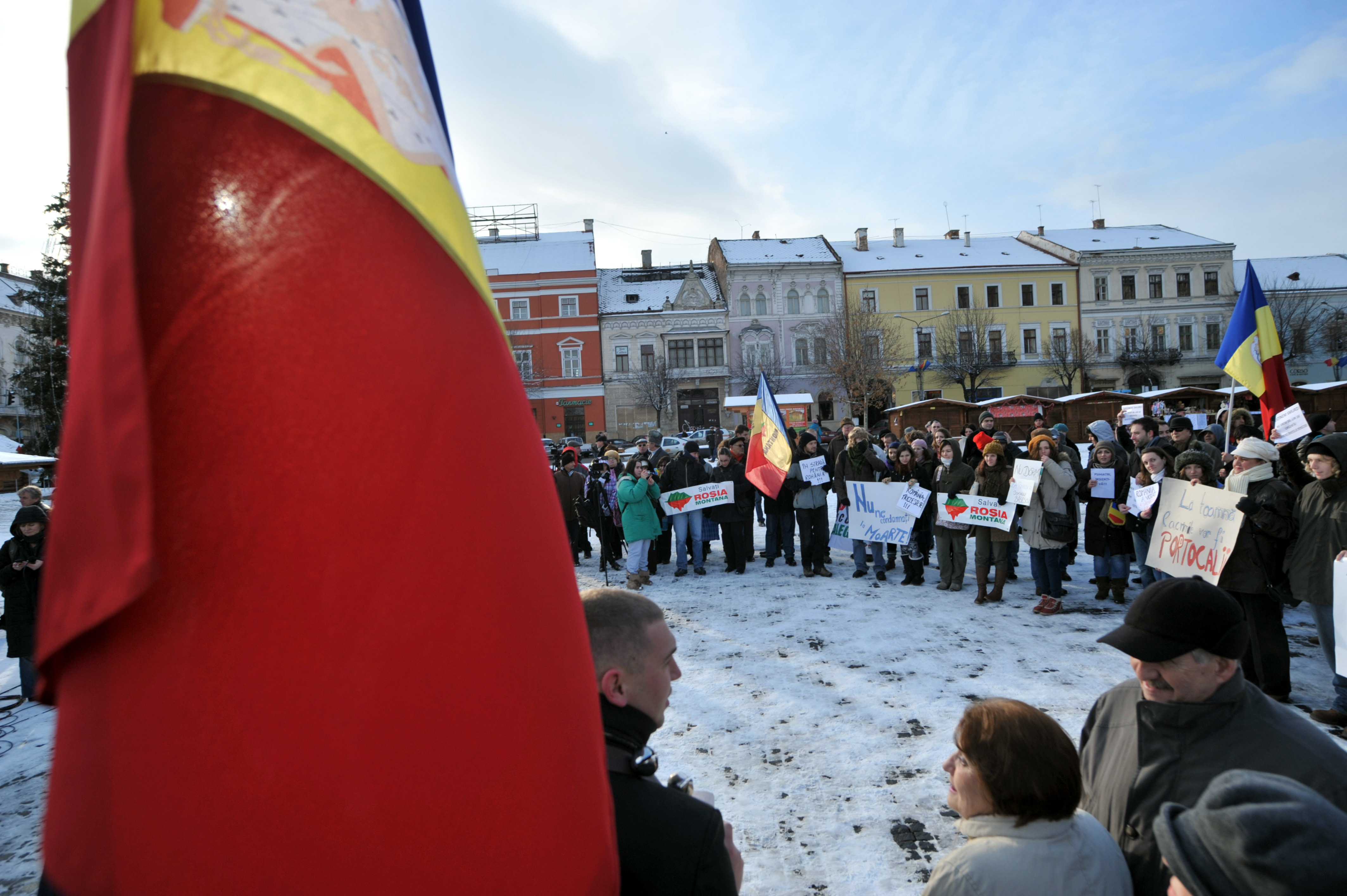 Proteste in toata tara, in semn de solidaritate fata de doctorul Raed Arafat