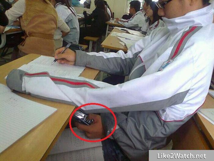 Metoda de copiat la care nu te-ai gandit vreodata. Cum copiaza asiaticii. FOTO