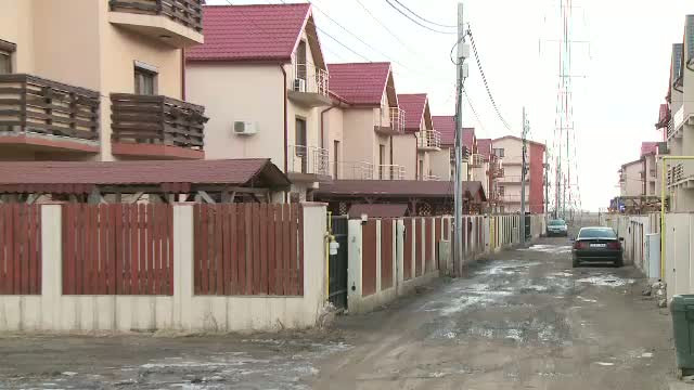 Proprietarii de vile vor sa se mute la bloc. Criza nu le mai permite sa plateasca facturile