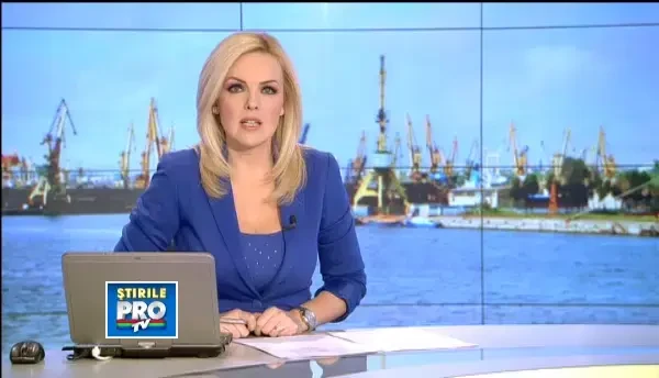 Patru nave de pasageri s-au scufundat in Dunare, la Tulcea, din cauza ninsorii abundente