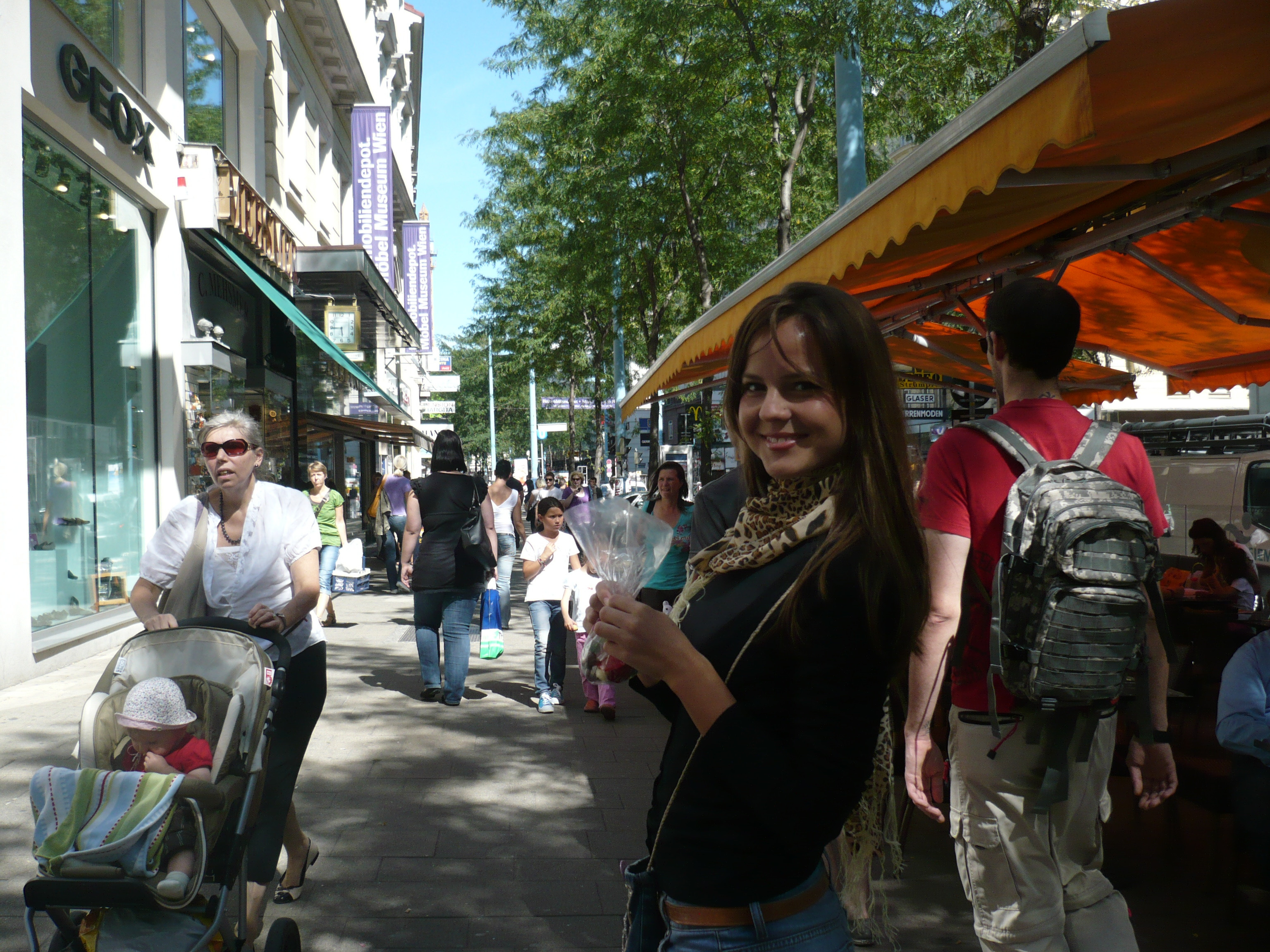 Diagnosticata cu leucemie la doar 20 de ani, Andrada are nevoie de ajutorul tau