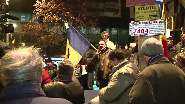 Mii de romani au iesit din nou in strada, in marile orase ale tarii, in ziua 11