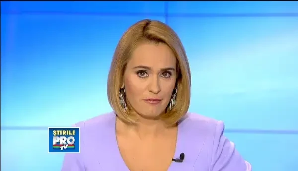 Nicoleta Luciu are un decolteu nou, dupa ce si-a facut o operatie de remodelare a sanilor