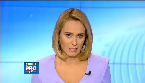 La un an dupa ce a fost impuscata in cap, Gabrielle Giffords se retrage din Congresul SUA