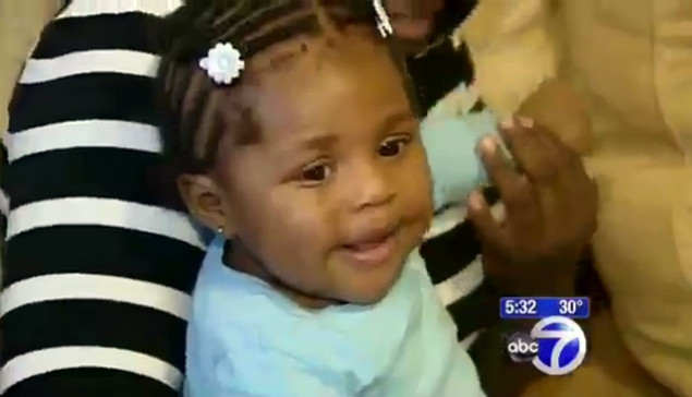 E cosmarul oricarui parinte. Ce a gasit o fetita de 8 luni la cresa si a bagat in gura