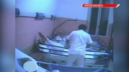 VIDEO SOCANT. Angajatii unui azil din Italia, printre care si o romanca, ii chinuiau pe batrani