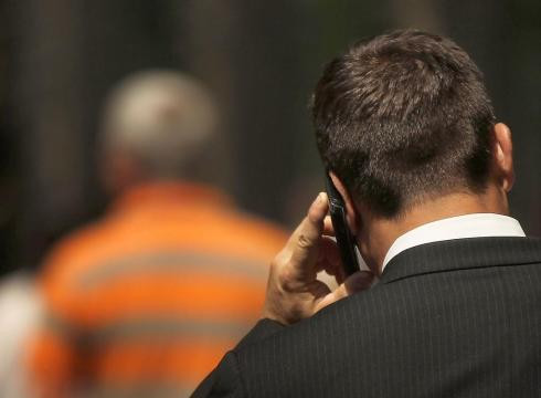 Lovitura. Ce smartphone-uri ar putea fi interzise curand