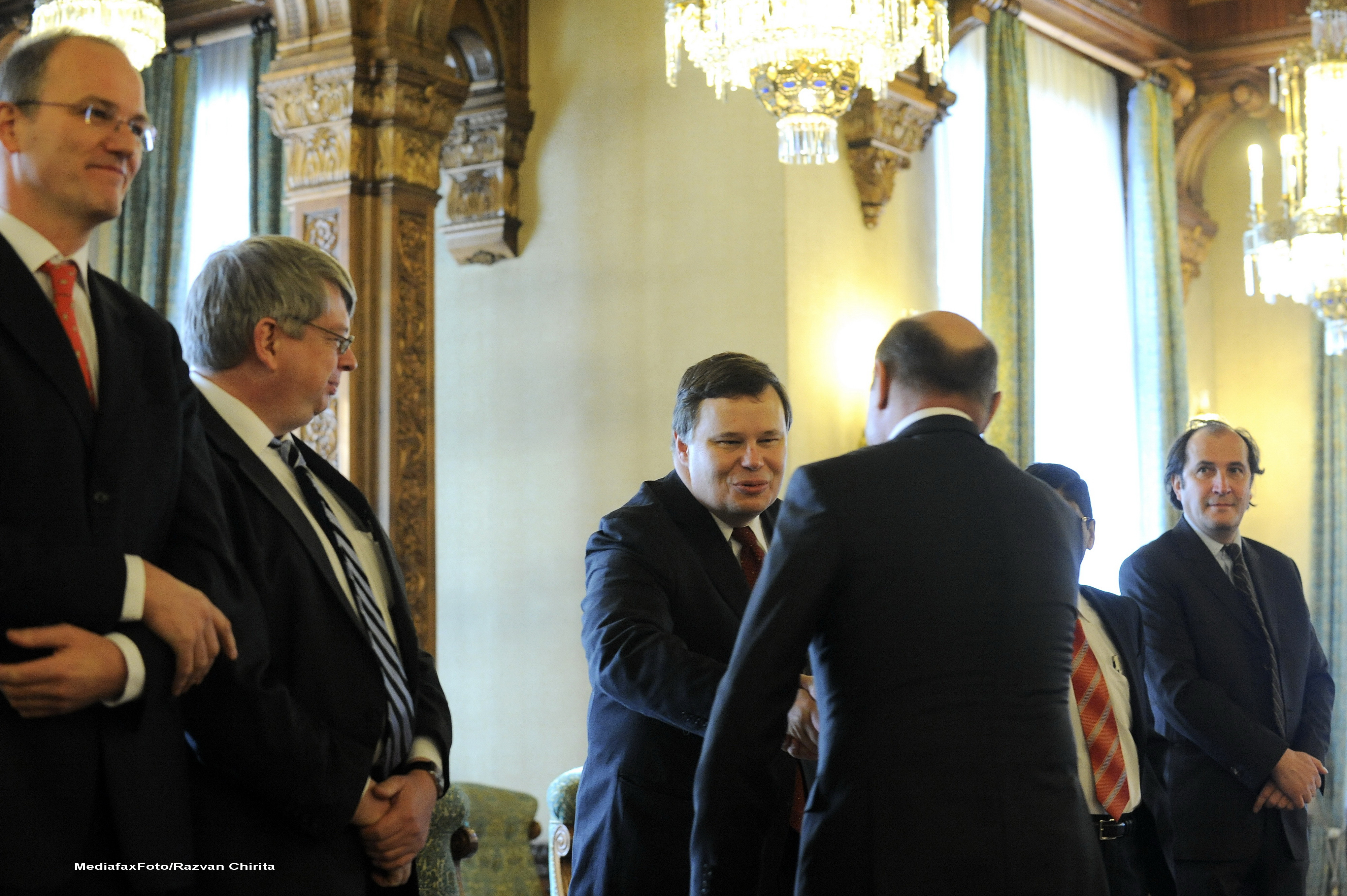 Delegatia FMI s-a intalnit cu Traian Basescu: "Semnalele de la Bruxelles sunt pozitive"