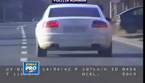 O soferita „a zburat” prin fata radarului cu 180 de kilometri la ora pe o sosea din judetul Arad