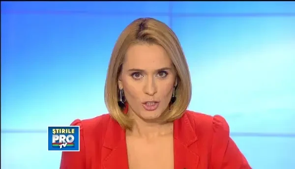 Profesorul de pian care s-a iubit cu 3 eleve, condamnat la 9 ani. Masura inedita impusa in liceu