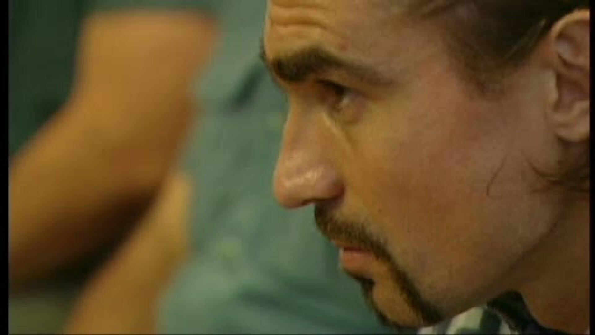 Un hot roman, vedeta peste hotare. "Banditul whiskey" a rupt inimile unguroaicelor