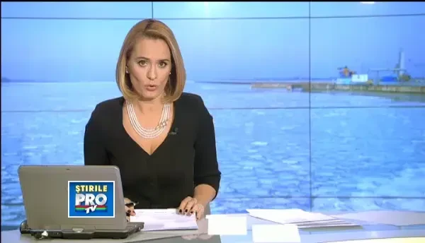 Gerul a prins ca intr-un cleste Dobrogea. Dunarea,un pod compact de gheata si imposibil de traversat