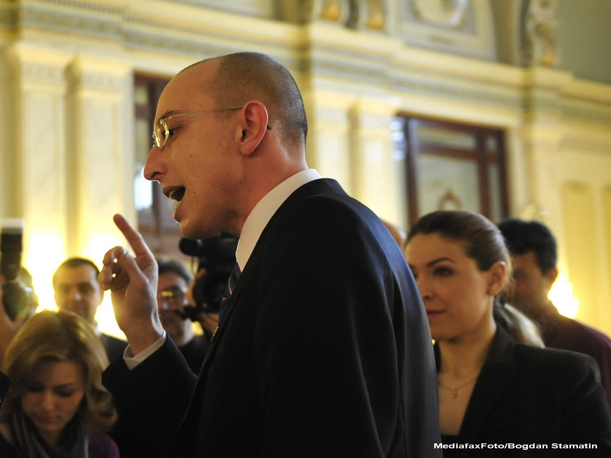 Puterea neaga ca ar avea probleme in Senat. "Avem 68 de voturi, cu Iulian Urban. E alaturi de PDL"