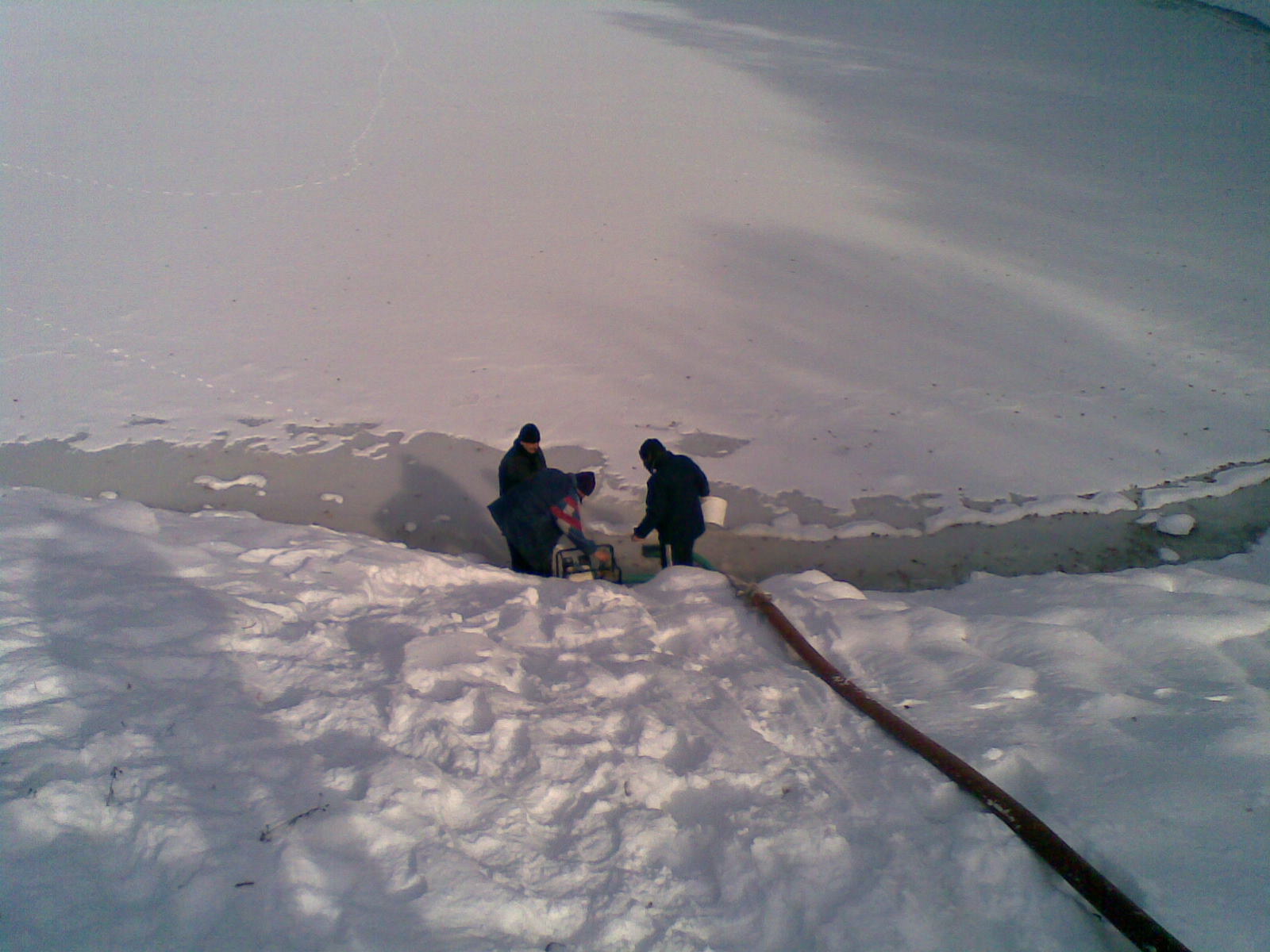 Lac transformat in patinoar. Apa nu a mai ajuns la robinetele oamenilor