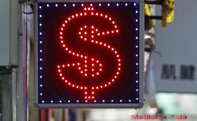 Poate cumpara 92 mil. de iPaduri sau 72.000 lingouri de aur. Are venituri peste limitele imaginatiei