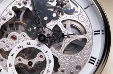 Produsele de lux elvetiene care bat toate recordurile de vanzari. Chinezii detin cate 4 de persoana