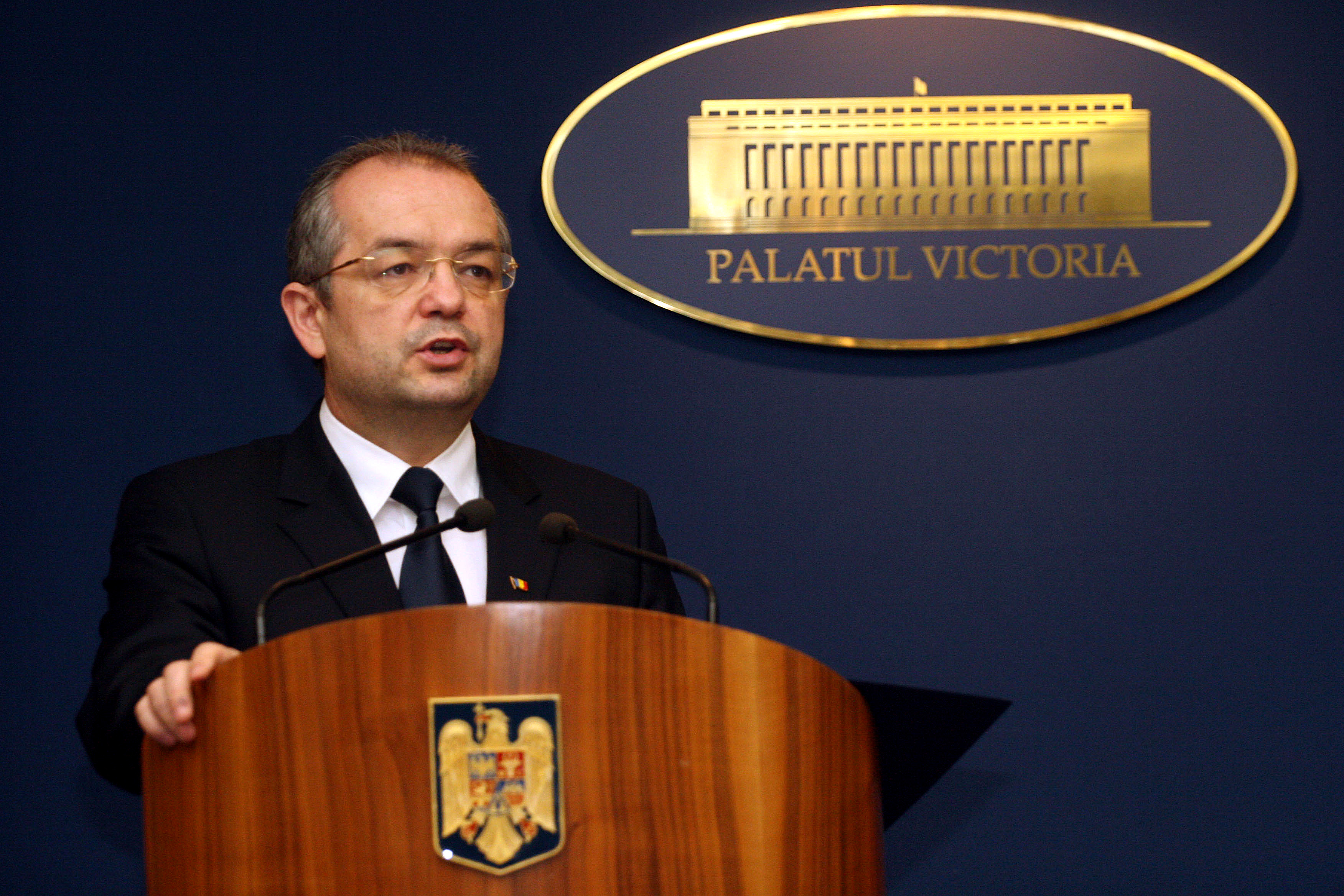 Cele 1.100 de zile ale fostului premier Boc la Palatul Victoria. Romania, in timpul mandatului sau