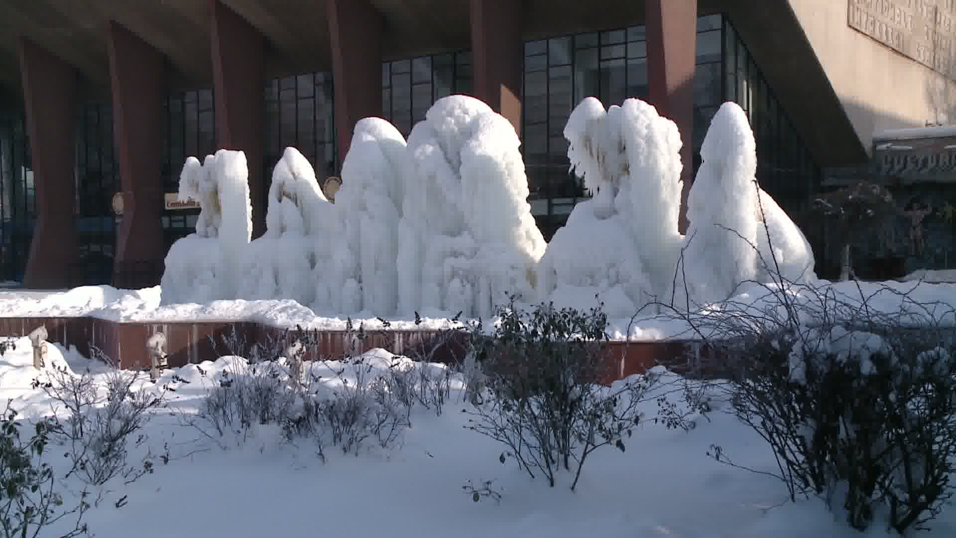 Codul galben de ger, prelungit.Temperaturile scad pana la -25 de grade in Vest, iar ninsoarea revine
