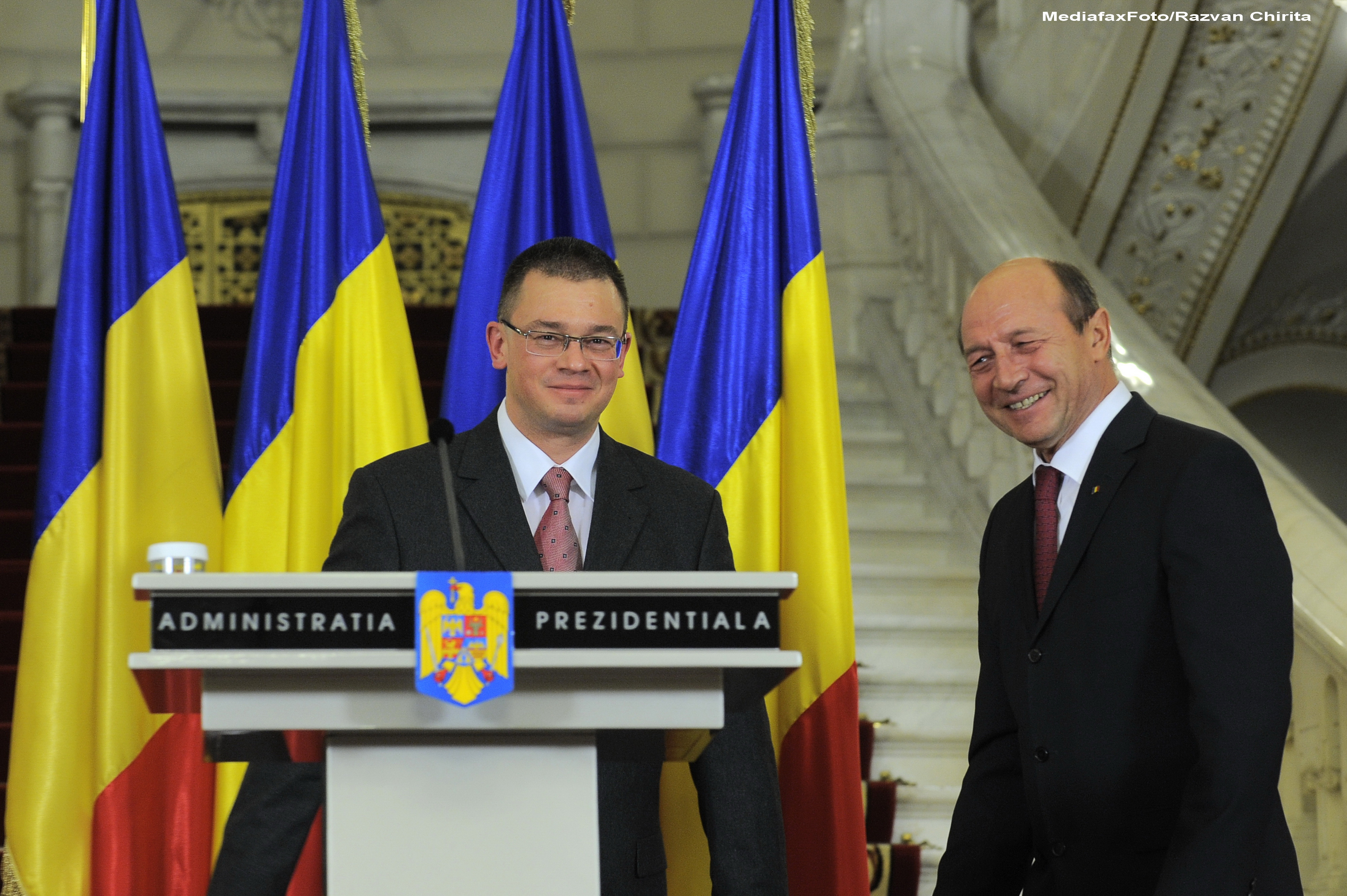 Basescu: Ma astept sa incepem restabilirea nivelului de trai daca economia ne va permite