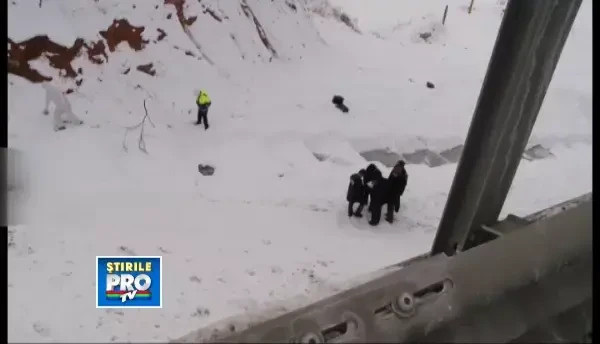 Un clujean a murit din cauza frigului. A fost gasit inghetat pe marginea autostrazii