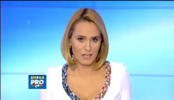 Lumina orbitoare de pe cerul Sankt Petersburg-ului a creat panica in randul rusilor