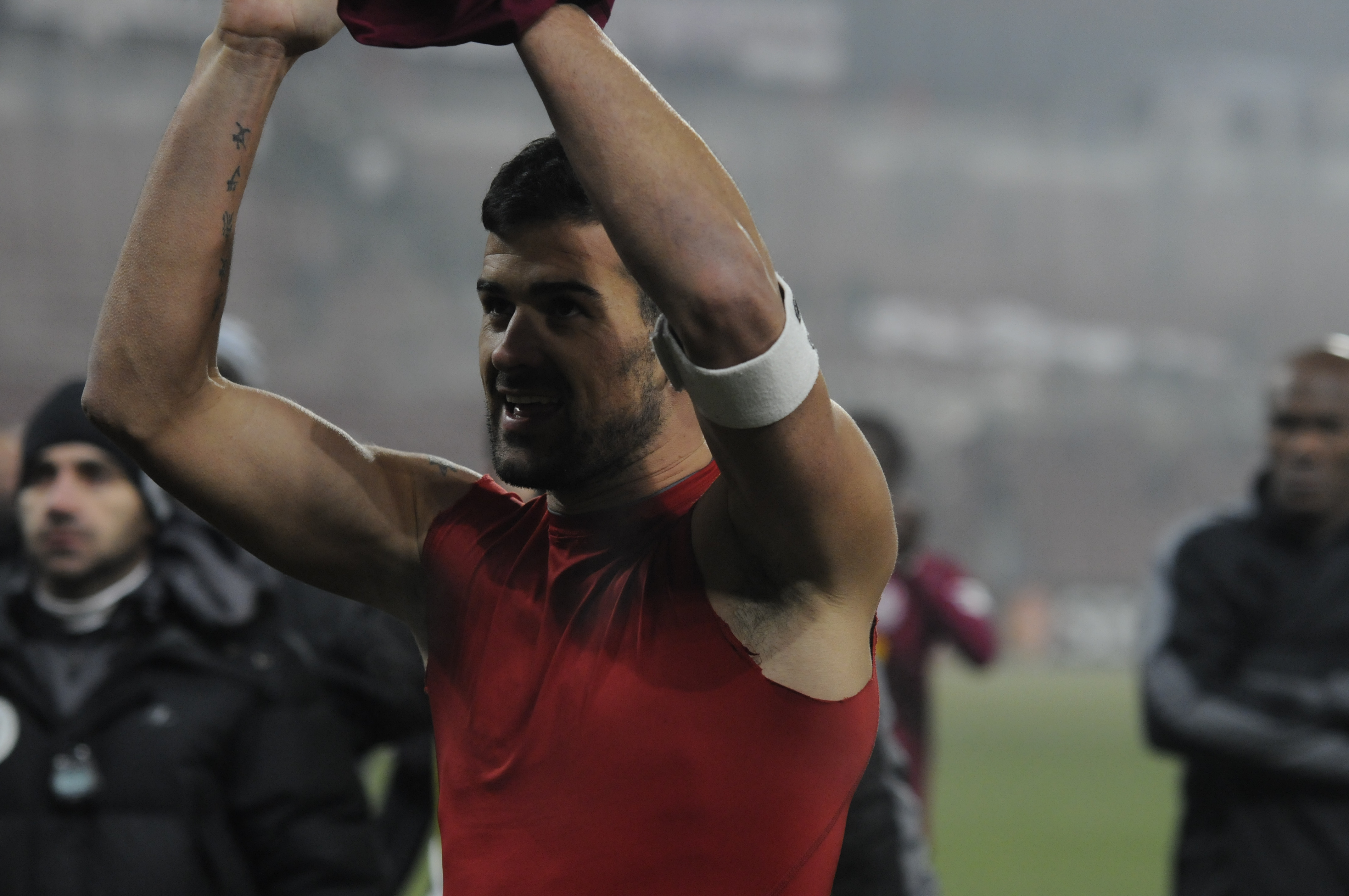 S-a decis, Cadu va sta pe tusa pana in luna mai