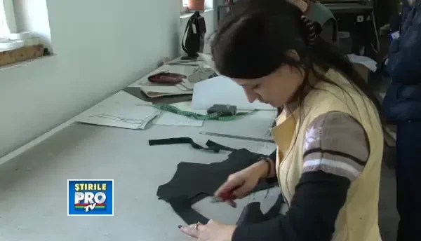 Luxul bate in criza in Adeal. Gentile pentru colectiile Aston Martin si Jaguar se fabrica la noi