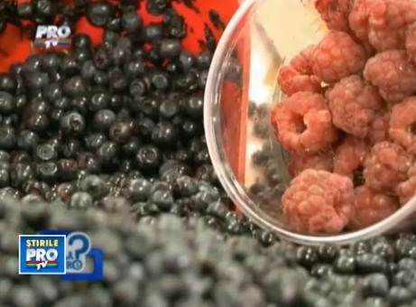 Comertul cu fructe de padure in Romania, lovit de seceta.Productia nu mai umple nici macar un camion