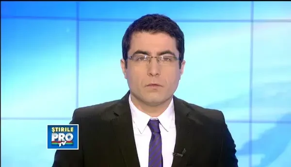 Peisaj de gheata la malul marii. Un val neasteptat de turisti a luat cu asalt litoralul