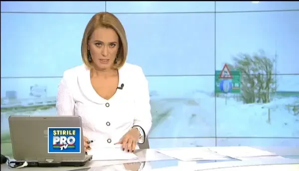 Capitala ramane aproape izolata de restul tarii. In oras abia se circula pe bulevarde