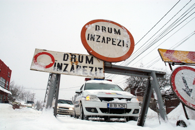 Traficul rutier e blocat pe DN17A Campulung Moldovenesc - Sucevita din cauza vremii