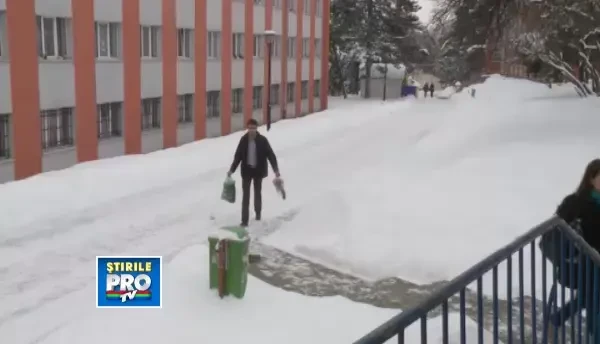 Ghinion de Valentine`s Day. Lovit de cupidon, refuzat de iubita