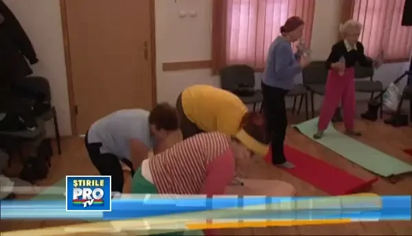 Bunicutele din Alba Iulia isi petrec timpul la cursuri de fitness