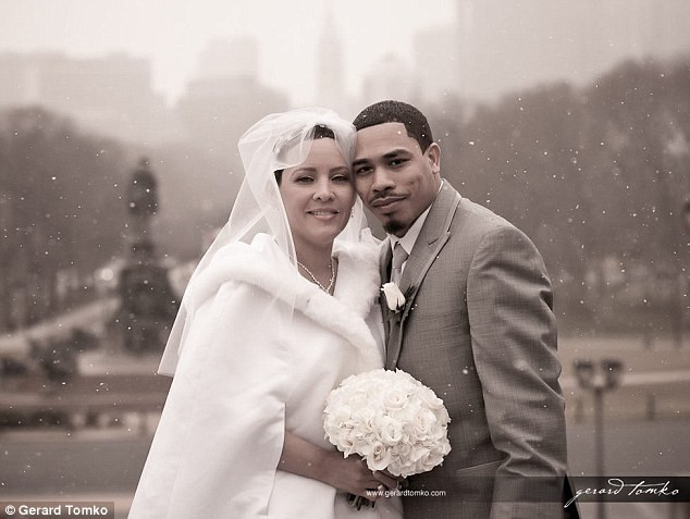 Miracolul se vede cu ochiul liber. Aceasta fotografie de nunta era imposibil sa existe