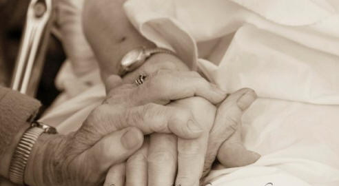 Acuzatii grave intr-un centru de ingrijire. Batranii ar fi sedati, ca sa ajunga "legume"