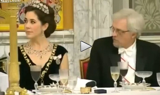 VIDEO.Indecenta la nivel inalt. Cine e barbatul care a indraznit sa priveasca in decolteul Printesei